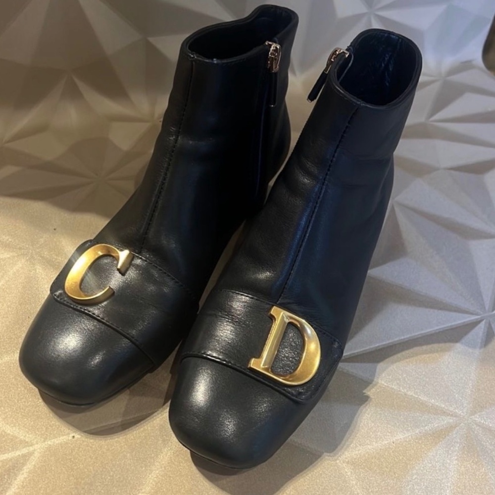 Authentic Dior black ankle leather boots with gold logo size EU37